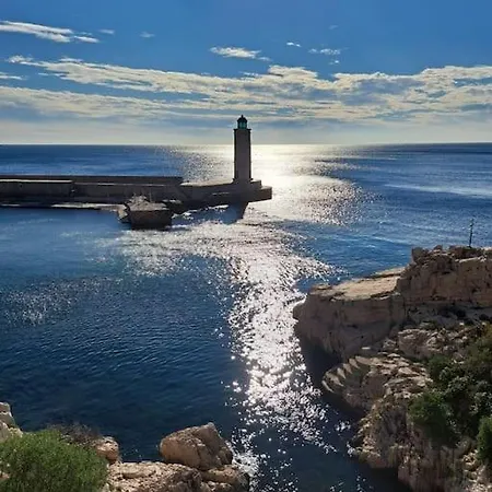 L'aiguade, D'exception A