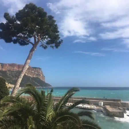 L'aiguade, D'exception A 公寓