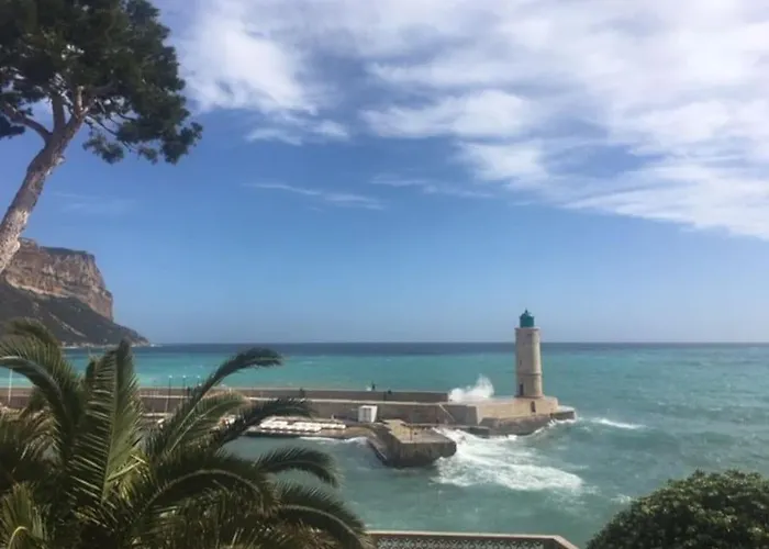L'aiguade, D'exception A Apartment