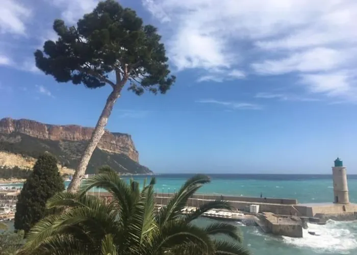 L'aiguade, D'exception A Apartment